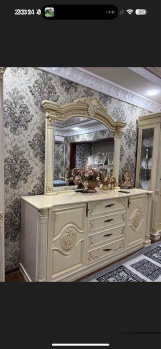 Мебель для гостинной. Комод и 2 пенала