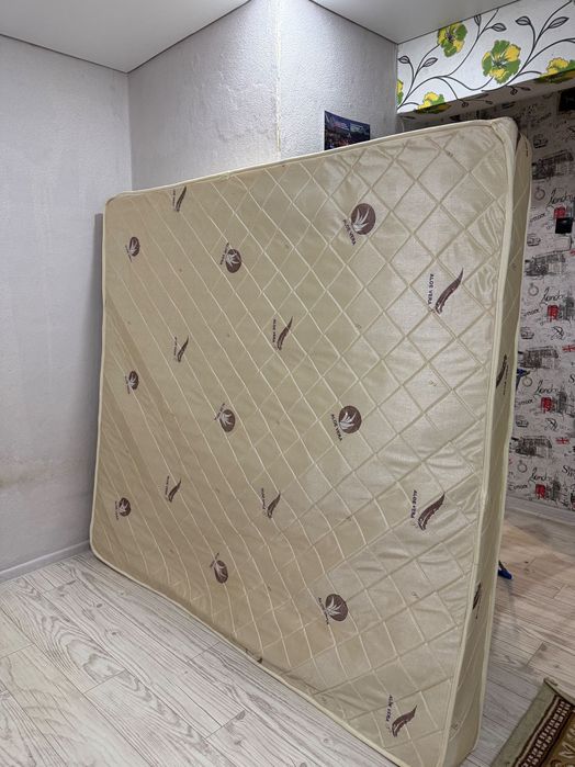 Матрас двухспальный