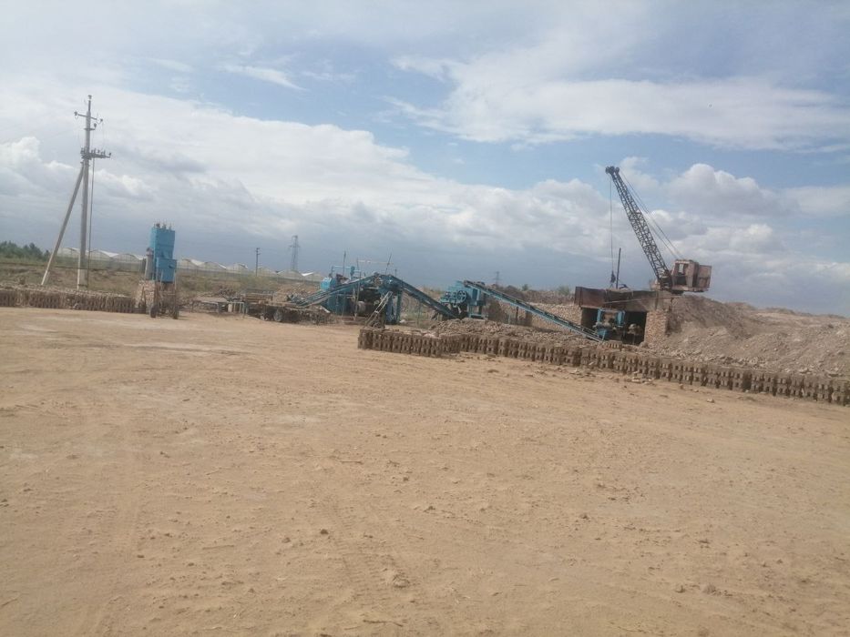 Янгиариқ т , КС-3 ёнида Гишт заводи сотилади ёки ижарага берилади