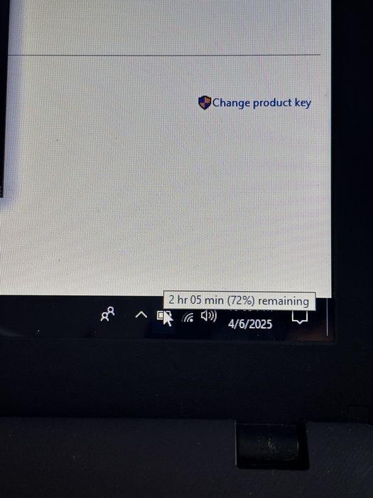 Asus 15.. Procesor i5-8th Gen. SSD 256 gb. 8gb ram ddr4