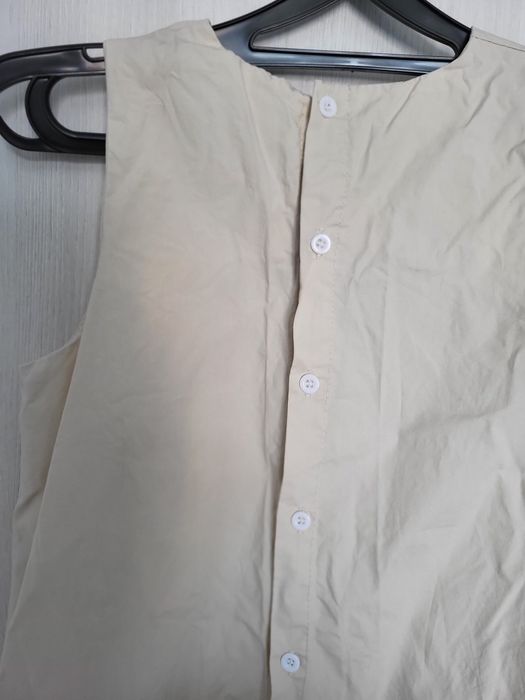 Продам бежевое платье