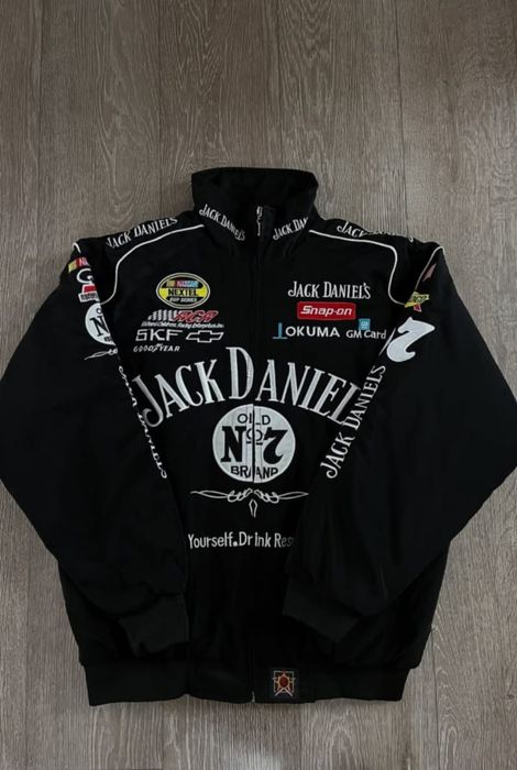 Гоночные куртки.