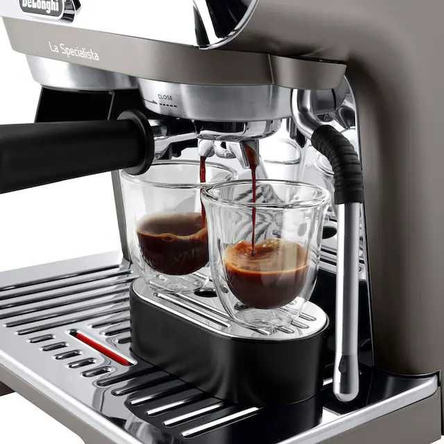 Кофеварка DeLonghi EC9255.T La Specialista Arte Evo