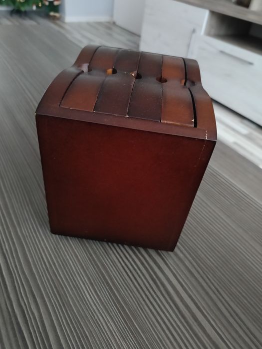 Дървен въртящ се албум