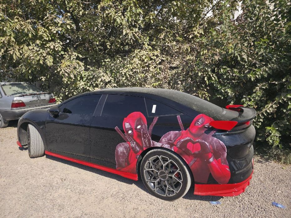 Печать и оклейка на авто и мотоциклах | Индивидуальный дизайн