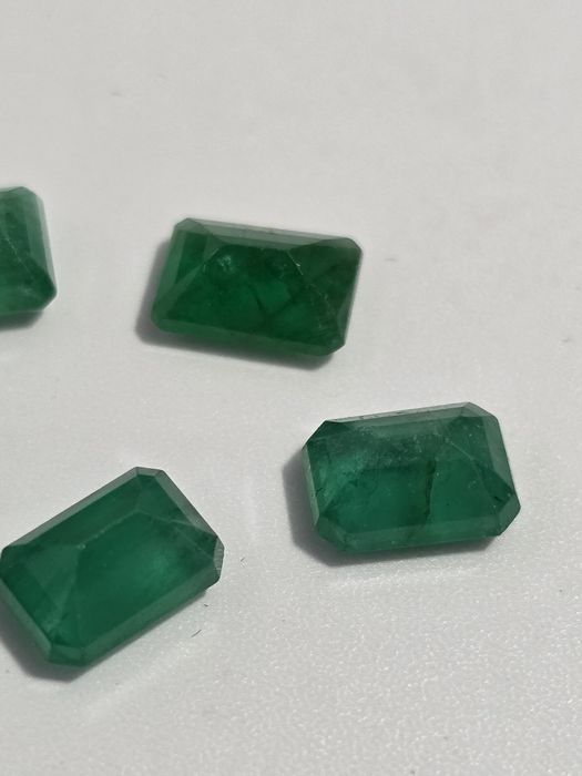 Изумруд 4.91 карат