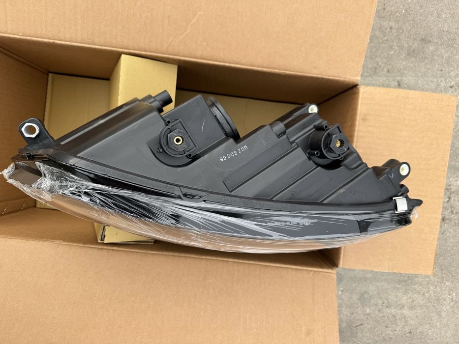 Фар-ляв фолксваген кади 2010-2015