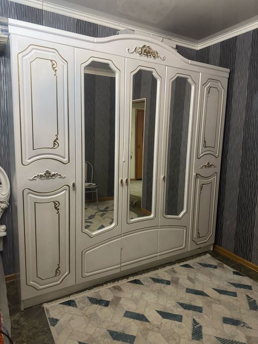 Спальный гарнитур диван кресло ковер