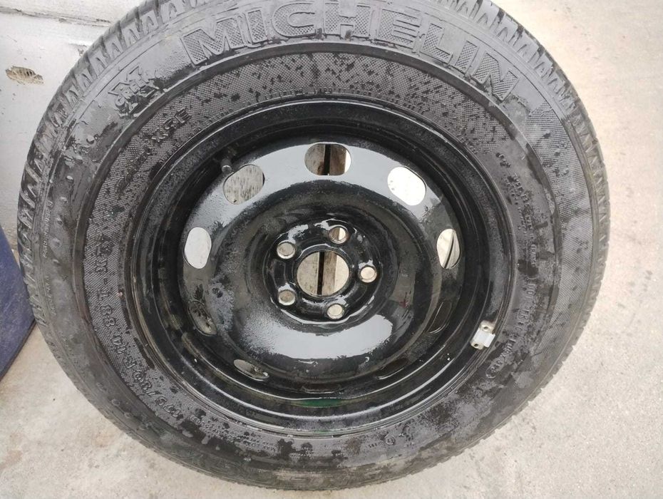 Всесезонна гума Michelin