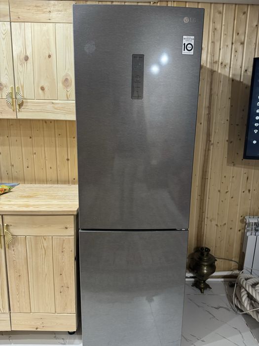 Продам холодильник LG