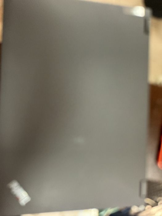 Lenovo p16v ryzen 7 AMD Ryzen 7 PRO 7840HS