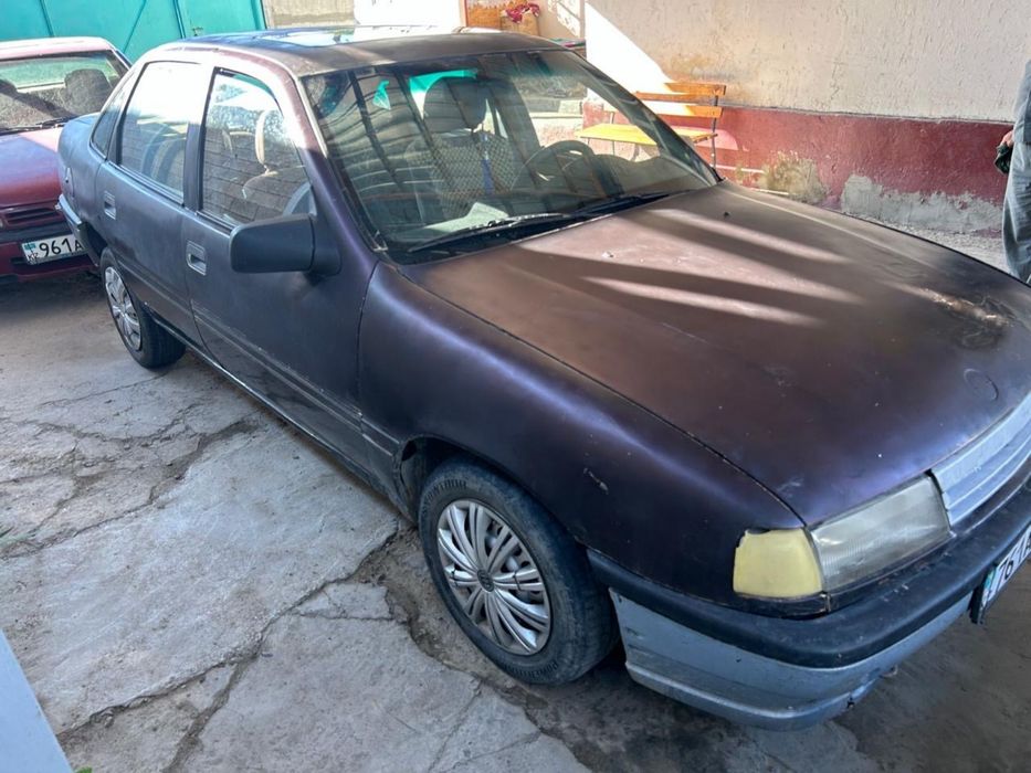 Продам машину опел