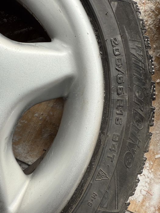 Диски R16 5x120 bmw Original (16 стиль) + Шины