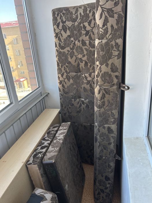 Диван, кресло (мягкий уголок)