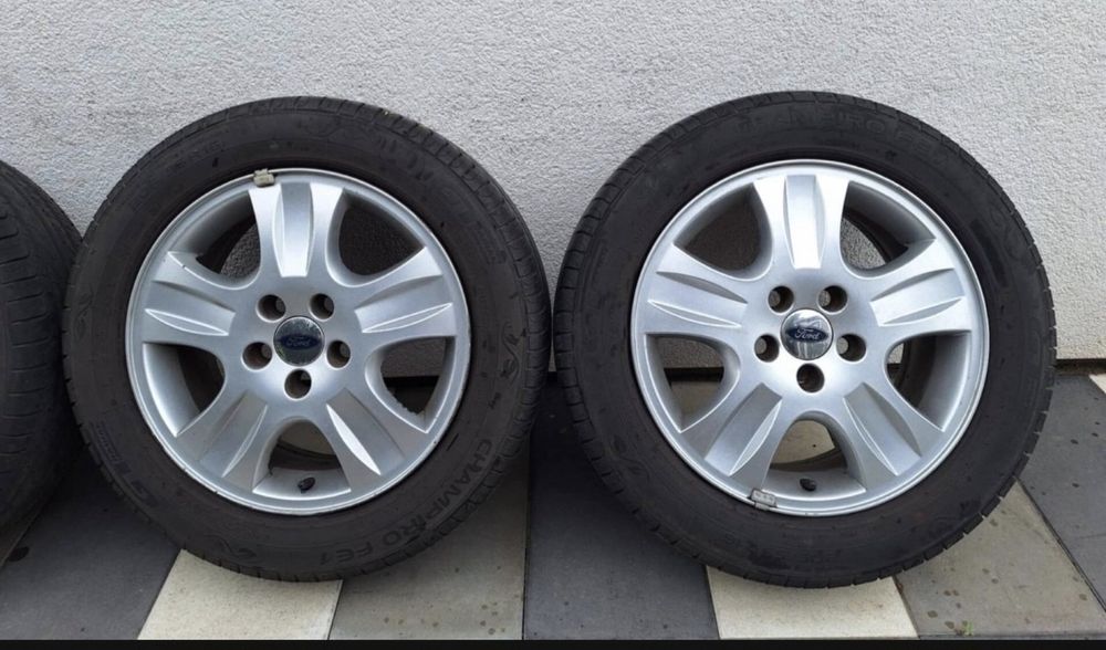Jantă aliaj de 16 inch