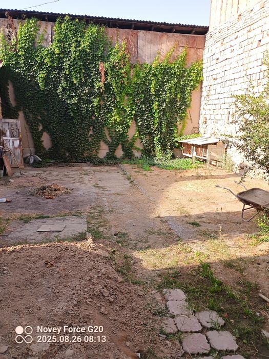 Yer sotiladi срочно 4 сотих йер сотилади 1 сотих 12.000 $ дан кели