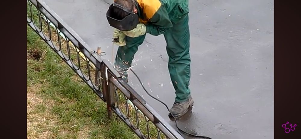 Сварщик мелкий работа