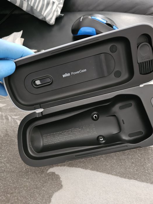 Braun Powercase 8/9 Series și husa braun  seria 8/9