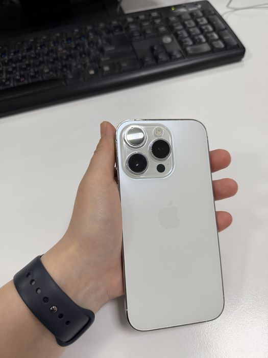 Продам iPhone 14pro в отличном состоянии