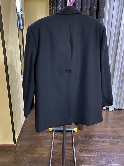 Стильный дизайнерский пиджак оверсайз с акцентной спинкой CHEEYA