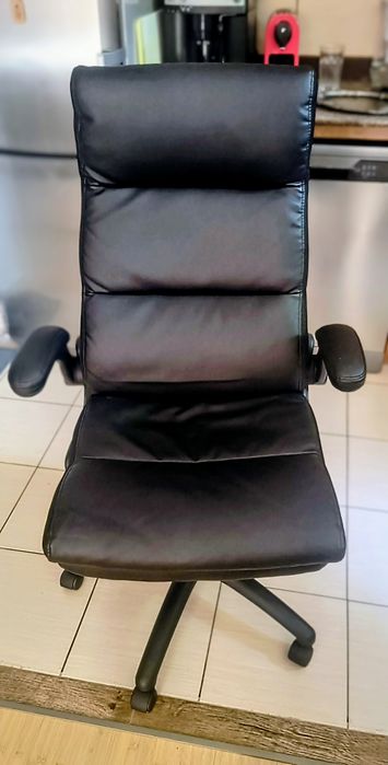 Scaun executiv de birou Jysk