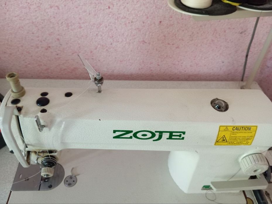 Tikuv mashinasi sotiladi