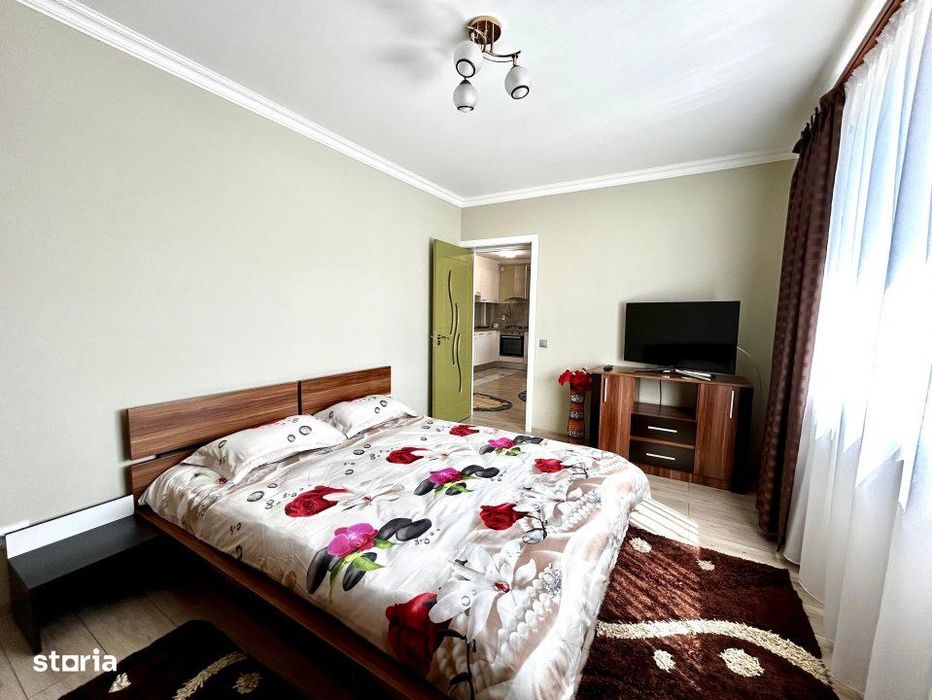 Apartament 2 camere, parcare, strada Cetatii-Floresti