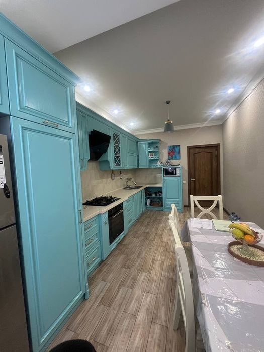 Продаётся квартира 6- комнатная ЖК Эльбек