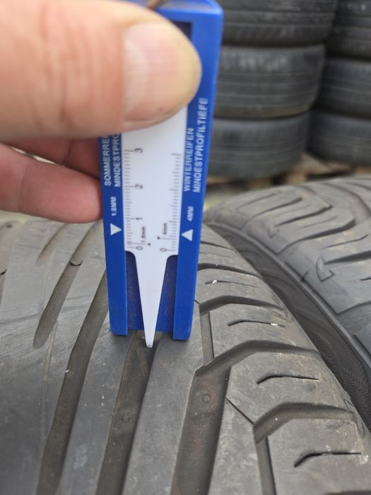 4 бр. Автомобилни гуми 225.45.18.UNIROYAL