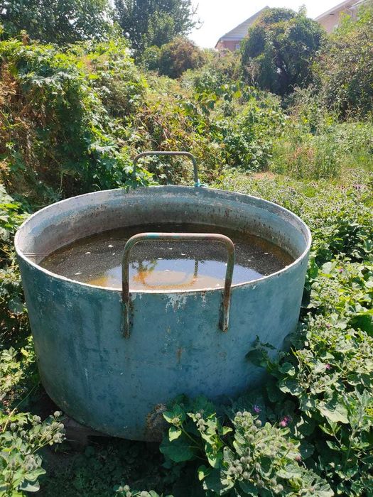 Продам бассейн чугунный