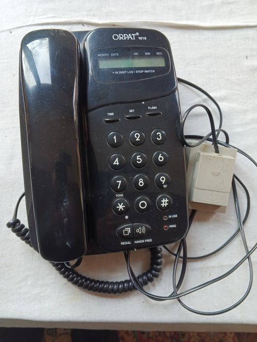 Телефон  стационарный