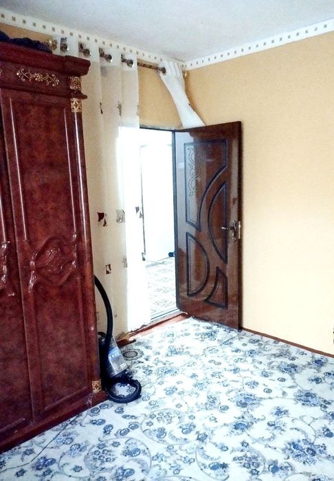 Uy 3 xonali 400 mln koson