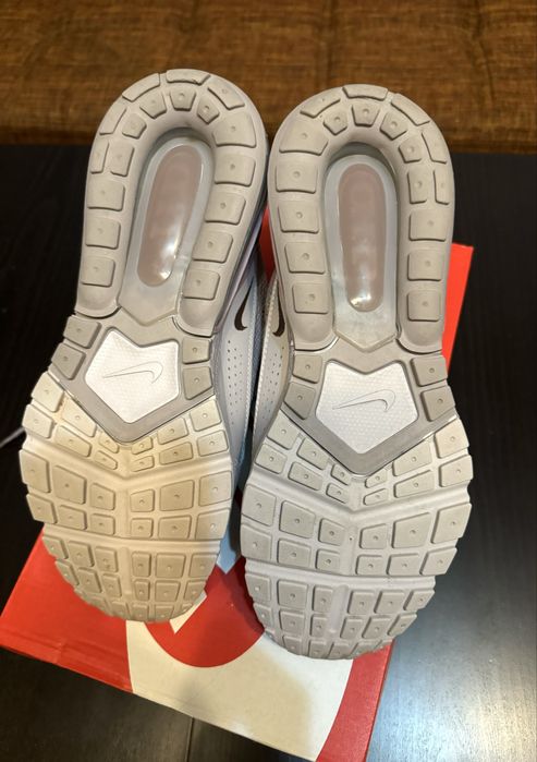 Маратонки-Nike Sportswear AIR MAX PULSE номер-40; и 41