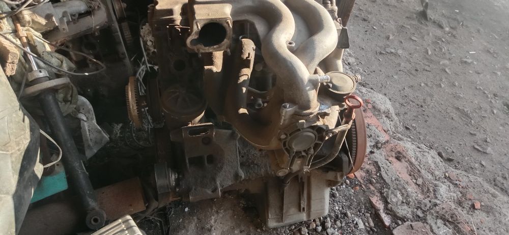 Продам  Двигатьель м43 вкладыш провернуло в остальном все нормально.