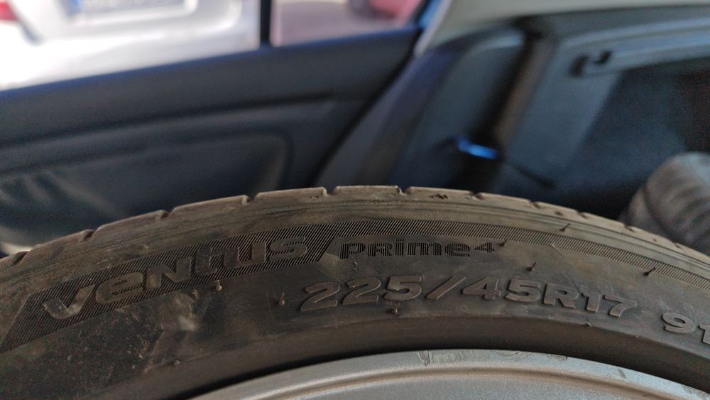 225 45 R17 hankook ventus prime 4