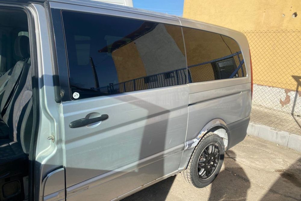 Usa culisanta stanga Mercedes Vito W639 2003-2010