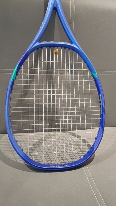 Тенис ракета YONEX