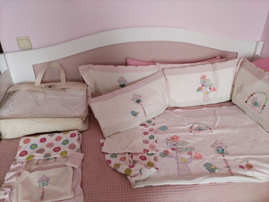 Луксозен бебешки спален комплект
