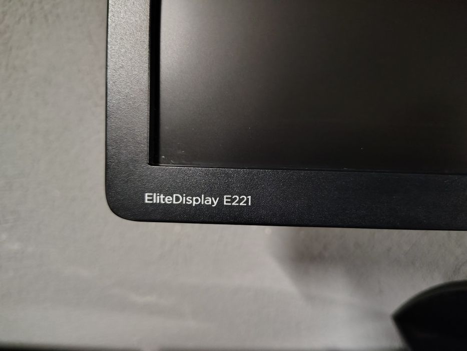 Монитор HP Elite display E 221