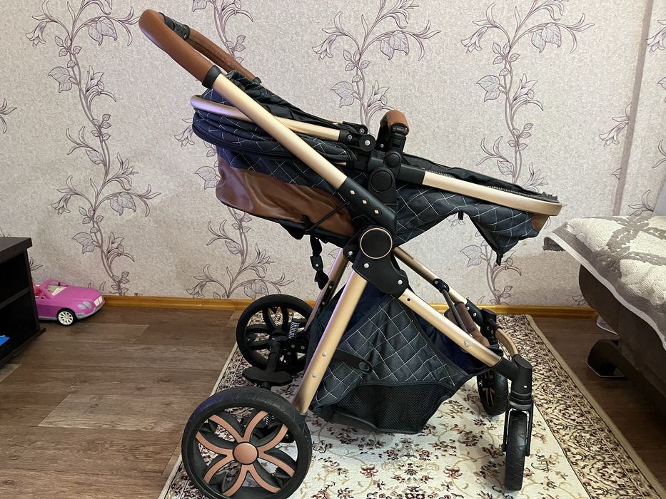 Детская коляска