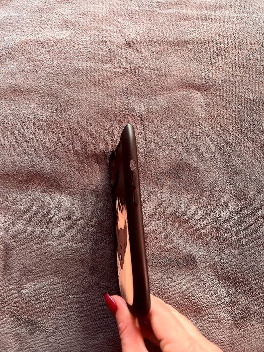 Чехлы на iPhone 13/14