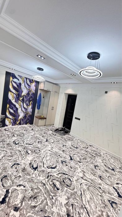 Навстройка уй сотилади янги ремонт килинган