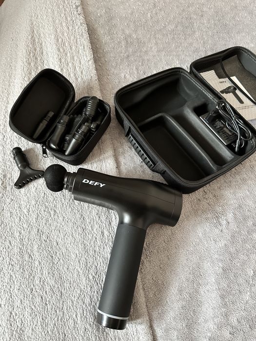 Продам Массажер Defy
