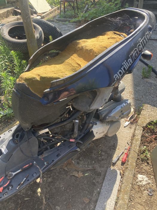 Скутер 125 aprilia
