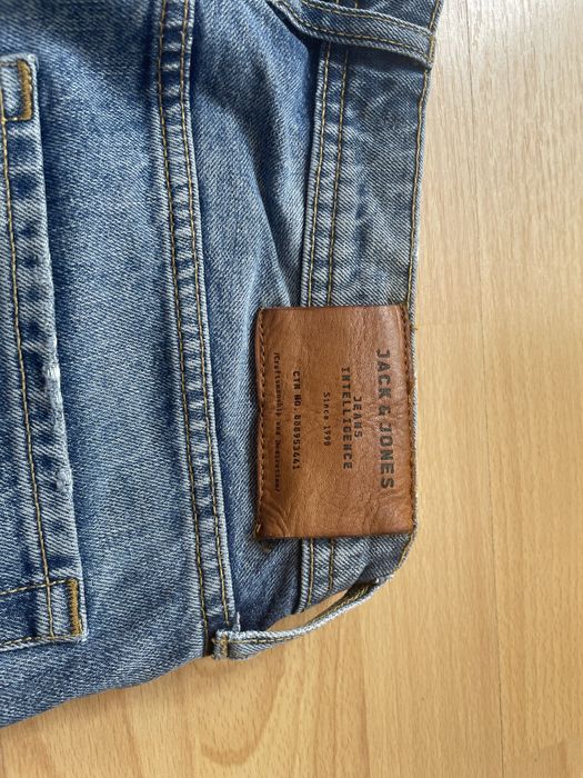 Три чифта мъжки къси панталони