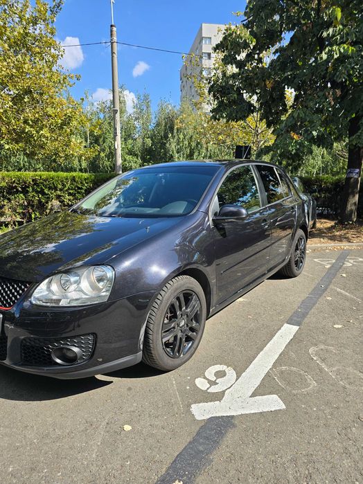 Volkswagen Golf 5 – 2.0 TDI (140 CP)
