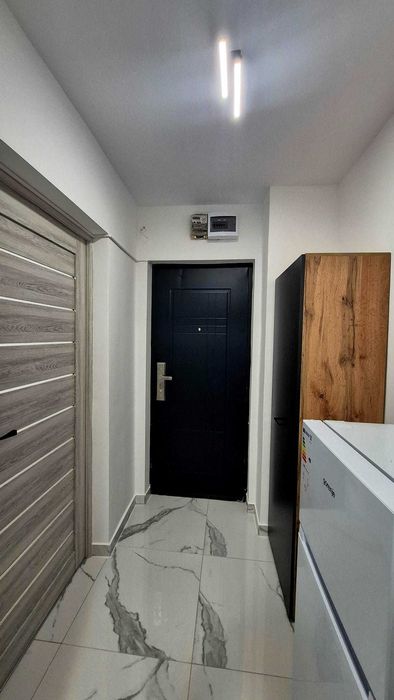 P-ta Victoriei, 2 camere, bloc izolat, totul nou