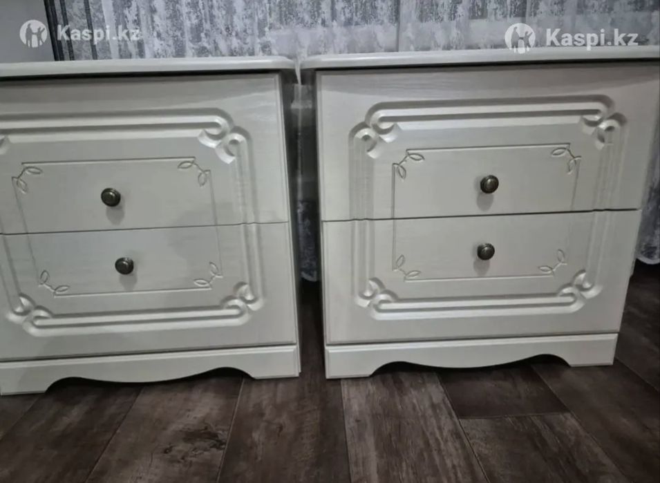 Тумбочки 2 штуки