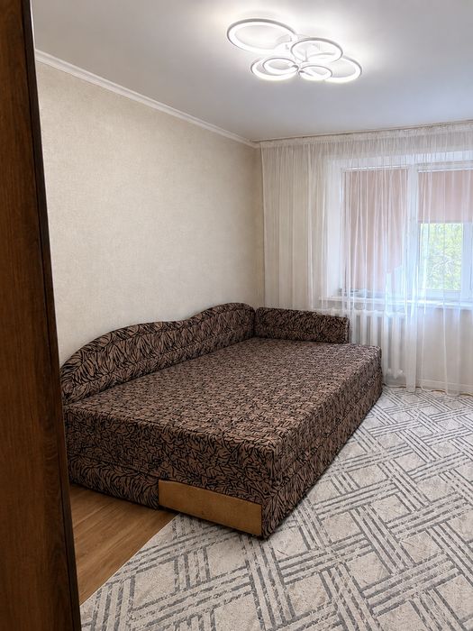 Продам диван в отличном состоянии