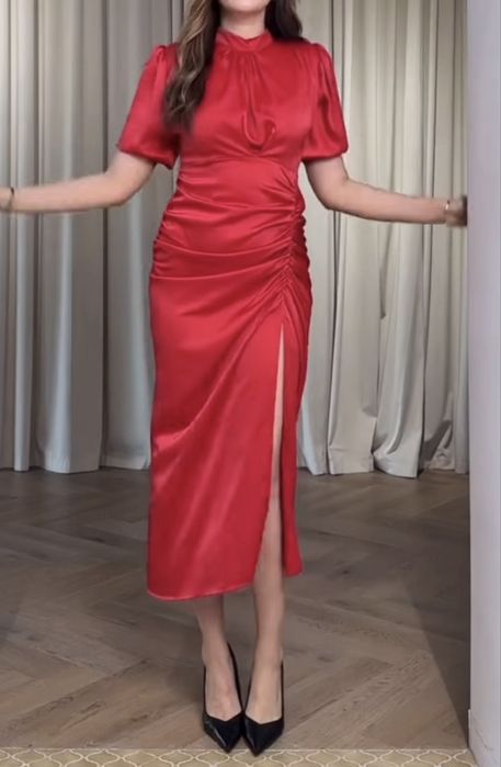 Платье в отличном состоянии